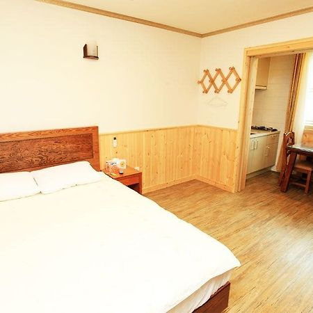 Haesung Pension Seogwipo Exterior foto